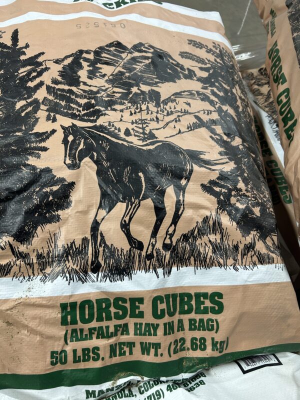Alfalfa Cubes